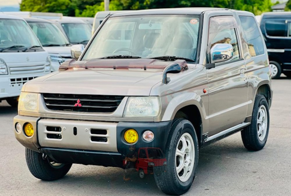 1999 Mitsubishi Pajero Mini photo 5