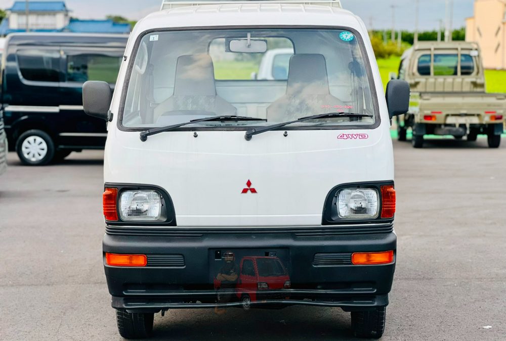 1994 Mitsubishi Minicab Truck 4WD photo 8