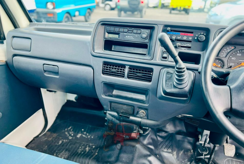 2001 Subaru Sambar Mini Truck 4WD photo 7