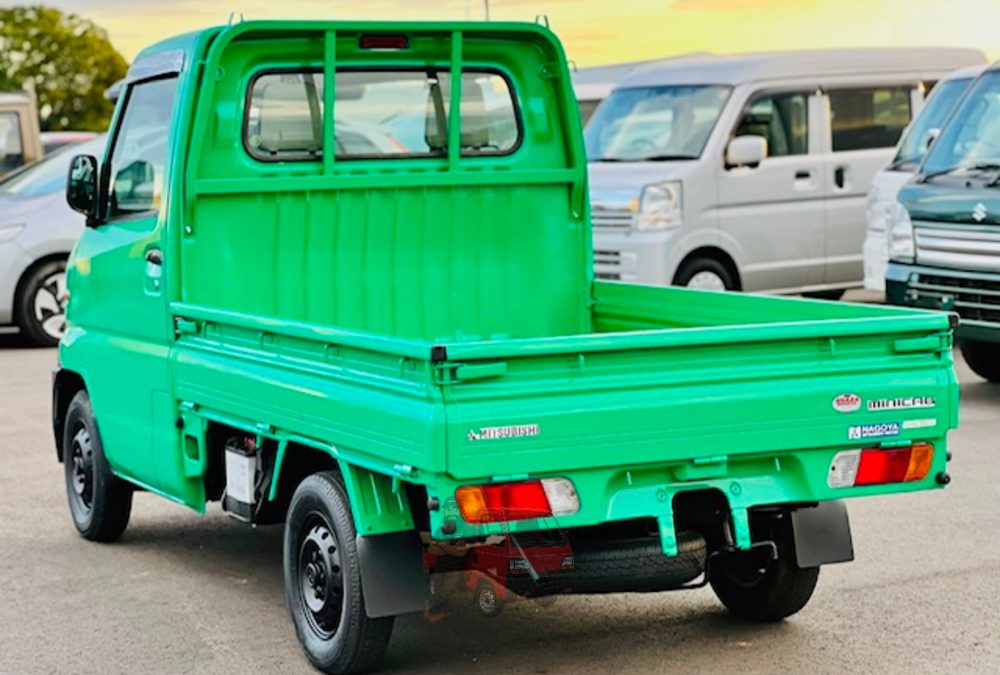 1999 Mitsubishi Mini Truck photo 5