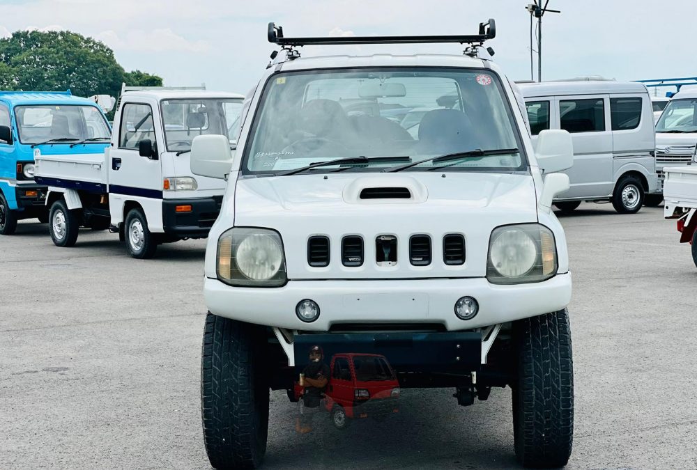 2001 Suzuki Jimny photo 4