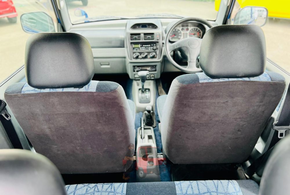 1998 Mitsubishi Pajero Mini 4WD photo 10
