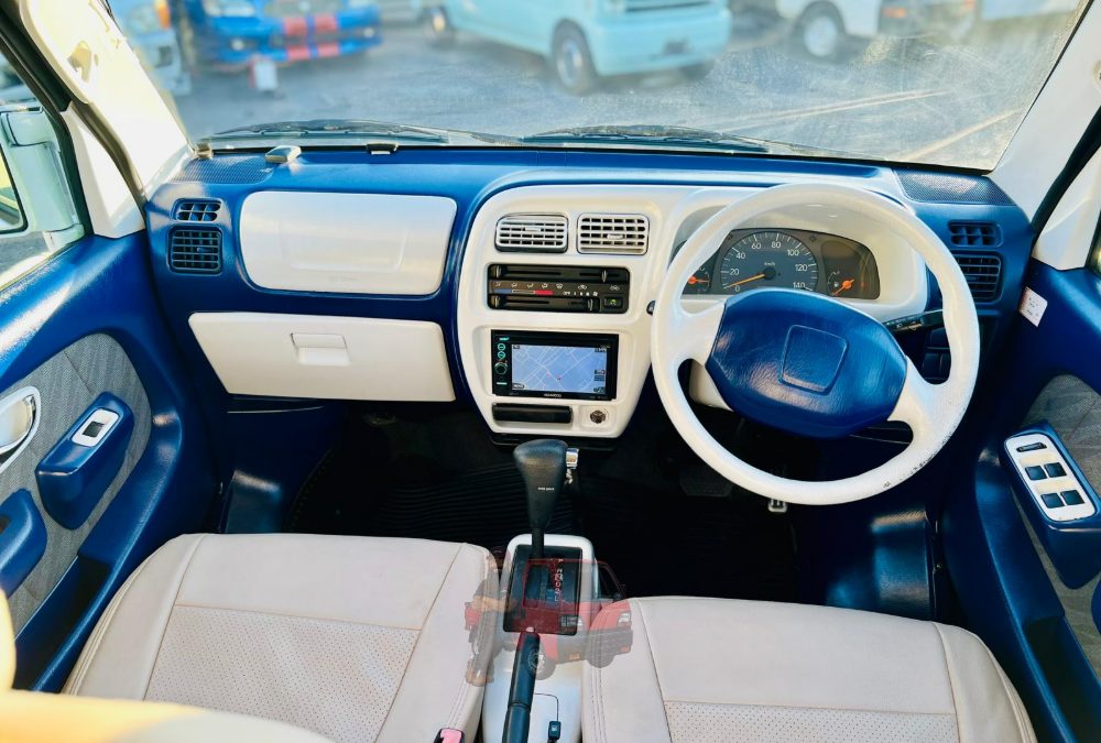 2000 Suzuki Every Wagon Joy Pop Turbo Automatic photo 10