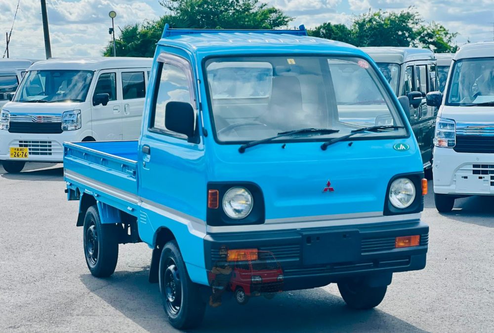 1993 Mitsubishi Minicab Truck 4WD