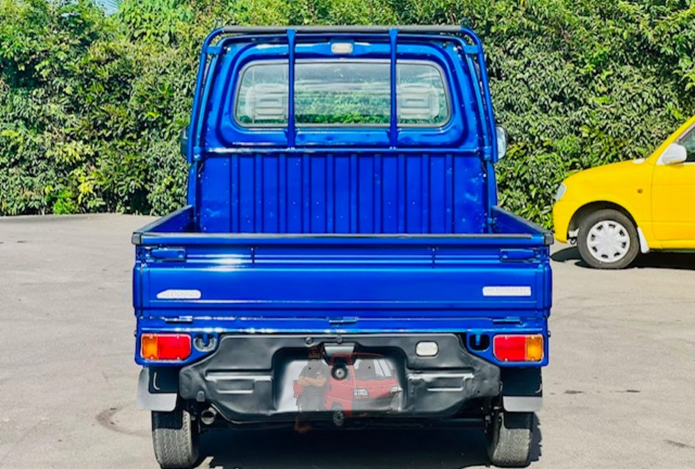 2001 Subaru Sambar Truck 4WD photo 11