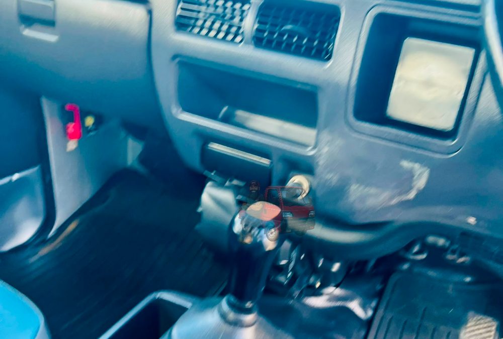 2000 Subaru Sambar Van 4WD photo 5