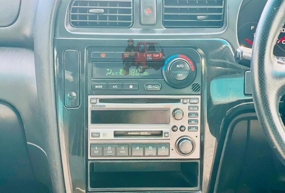 Subaru Legacy B4 2001 photo 15