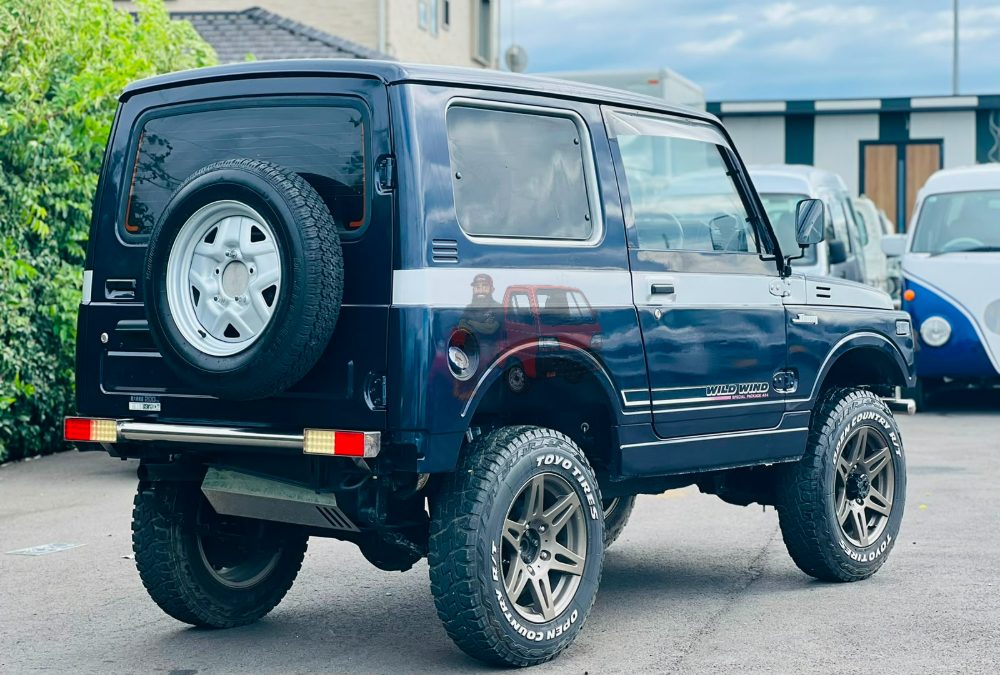 Suzuki Jimny 1993 photo 6