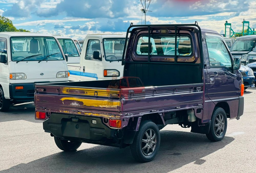 1999 Subaru Sambar Truck 4WD Manual photo 5