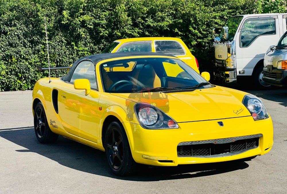 1999 Toyota MR-S (ZZW30) - 1.8L Manual Convertible photo 4