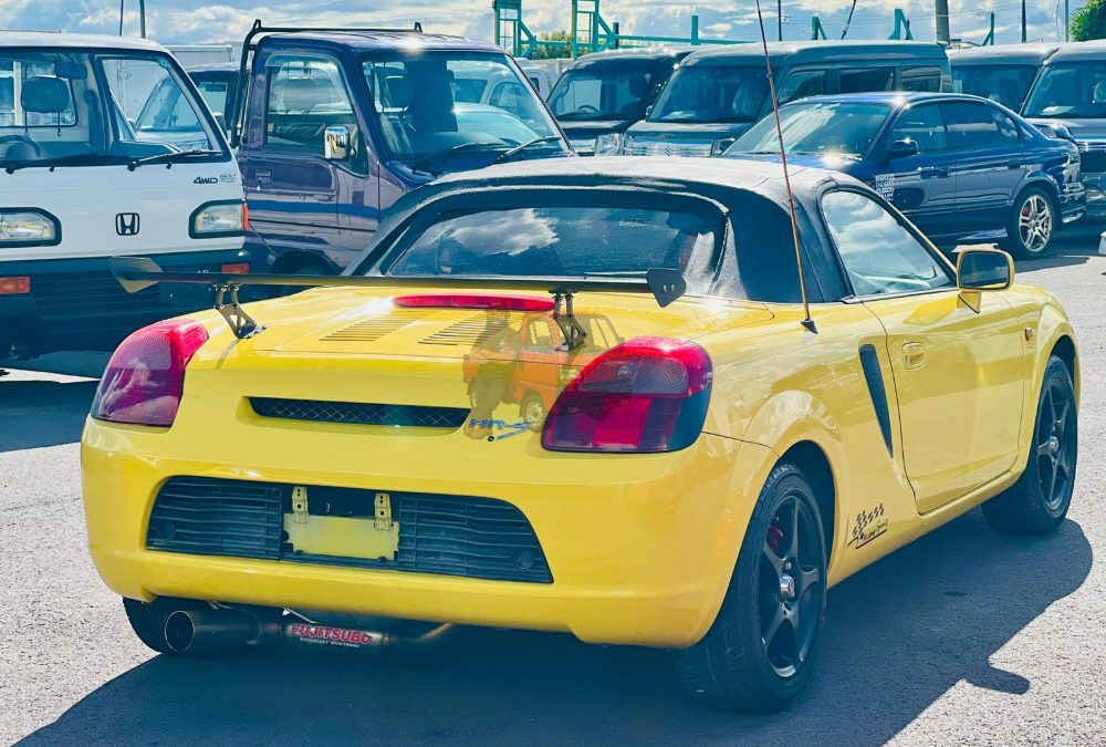 1999 Toyota MR-S (ZZW30) - 1.8L Manual Convertible photo 6