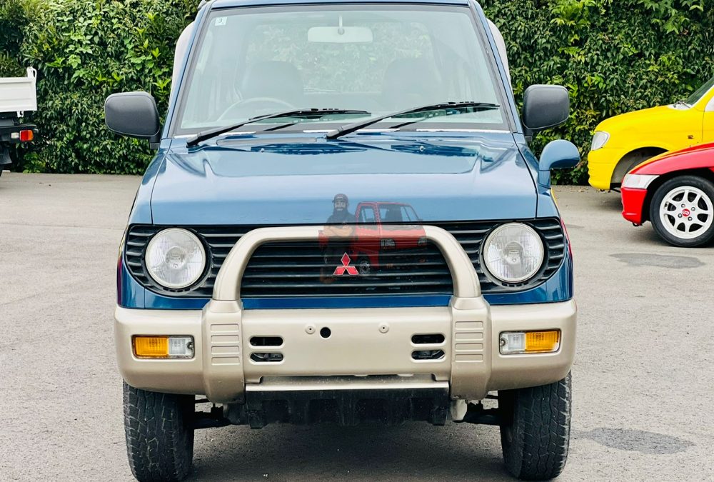 1998 Mitsubishi Pajero Mini photo 7