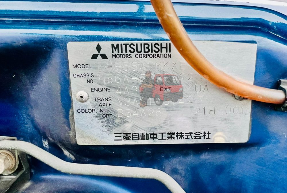 1998 Mitsubishi Pajero Mini photo 11