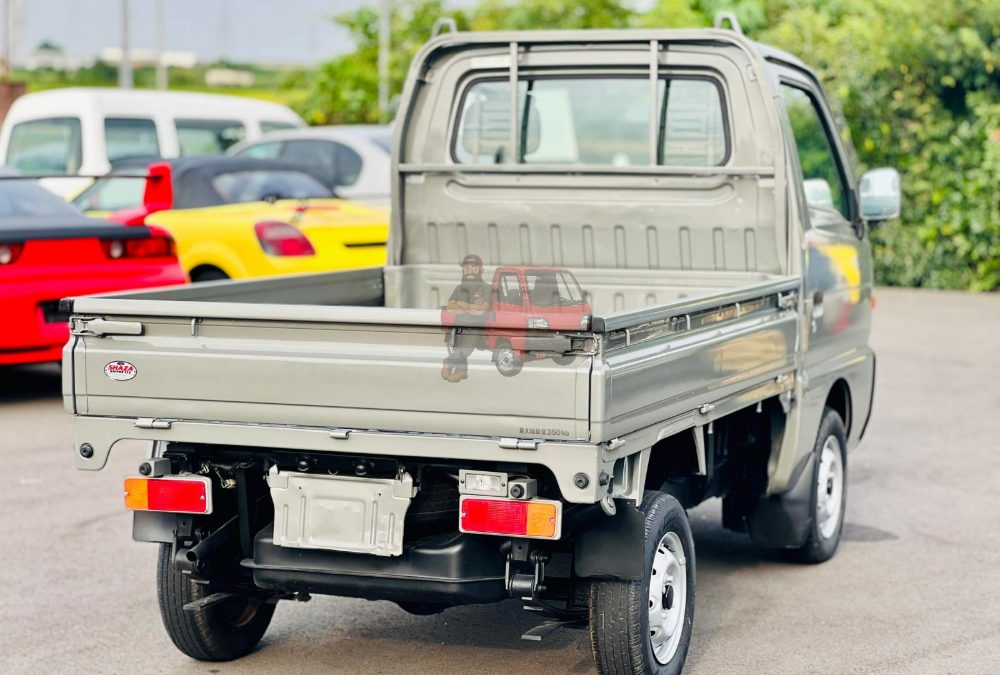1996 Suzuki Carry Dump 4WD photo 5