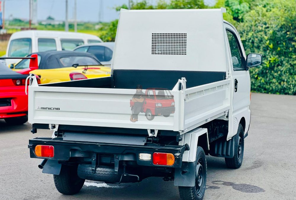 1994 Mitsubishi Minicab Dump 4WD photo 7