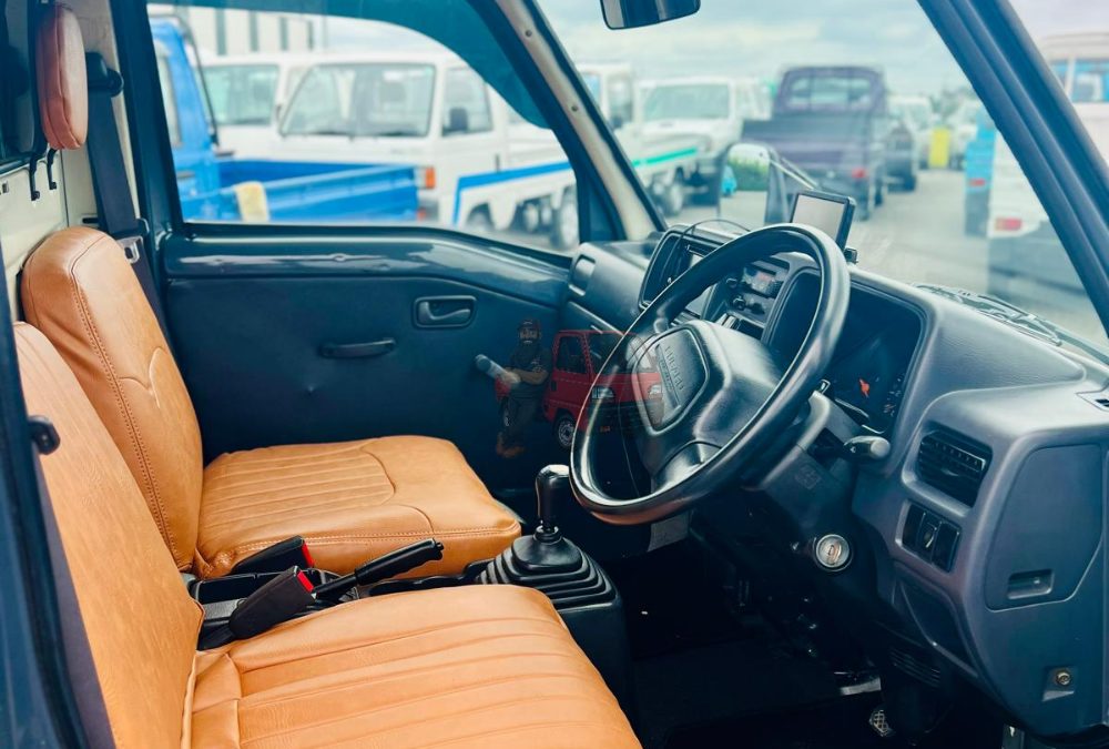 2000 Subaru Sambar Box Truck 4WD photo 12
