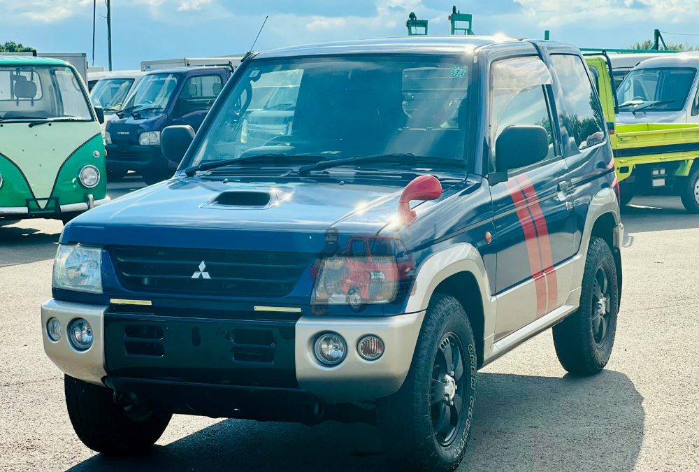 1999 Mitsubishi Pajero Mini 4WD photo 5