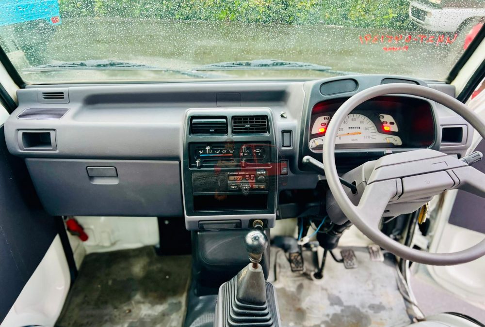 1997 Mitsubishi Minicab Dump Truck 4WD photo 7