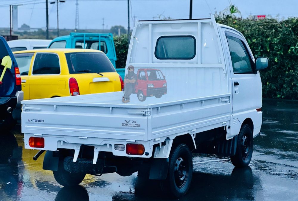 1998 Mitsubishi Minicab Truck 4WD photo 4