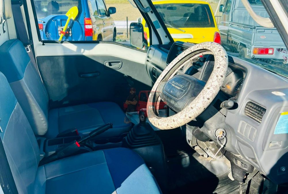2001 Subaru Sambar Truck 4WD photo 3
