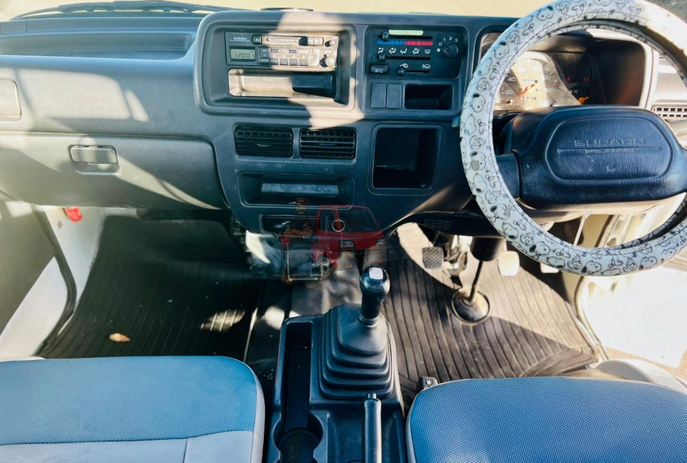 2001 Subaru Sambar Truck 4WD photo 10