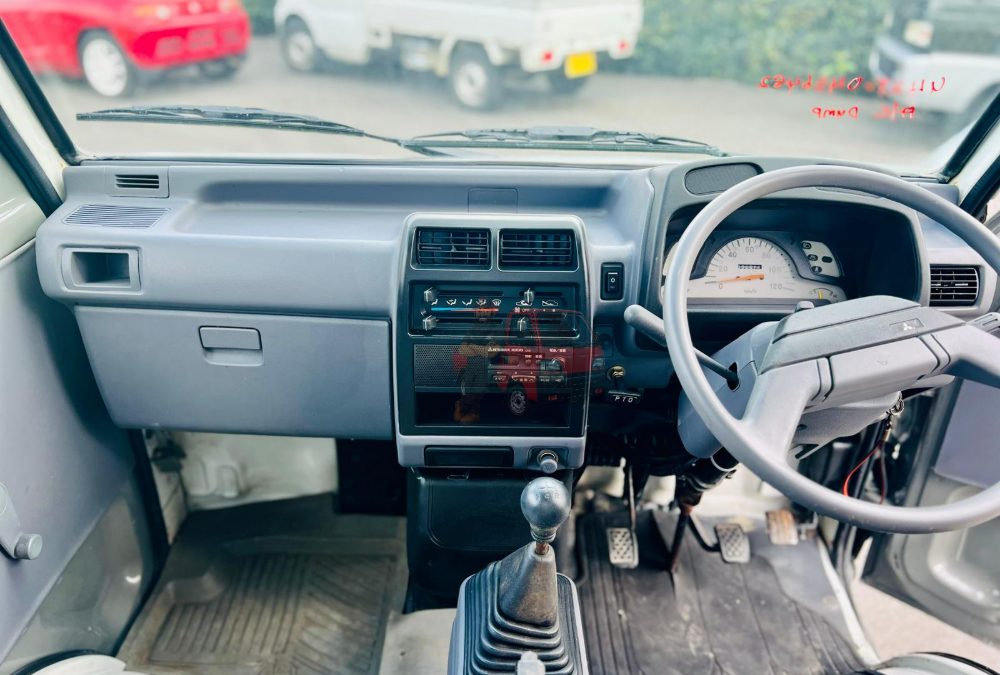 1997 Mitsubishi Minicab Dump Truck 4WD photo 5