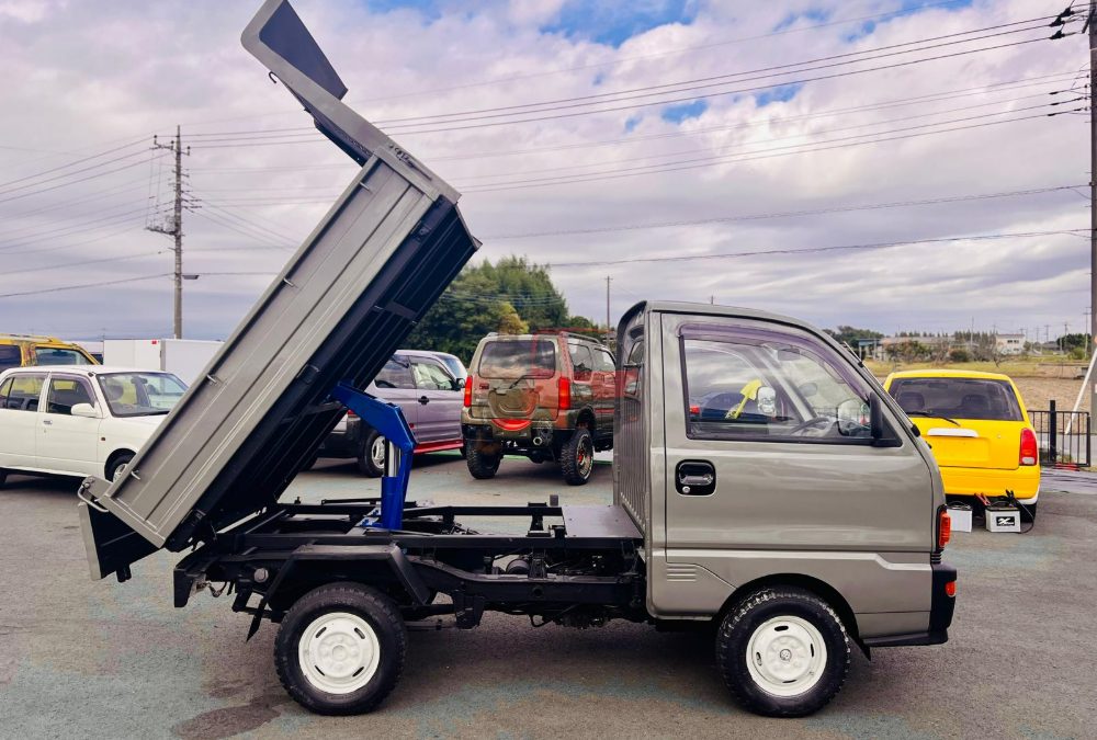 1997 Mitsubishi Minicab Dump Truck 4WD photo 9