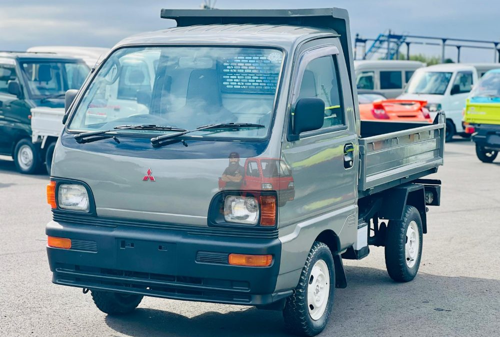 1997 Mitsubishi Minicab Dump Truck 4WD photo 13