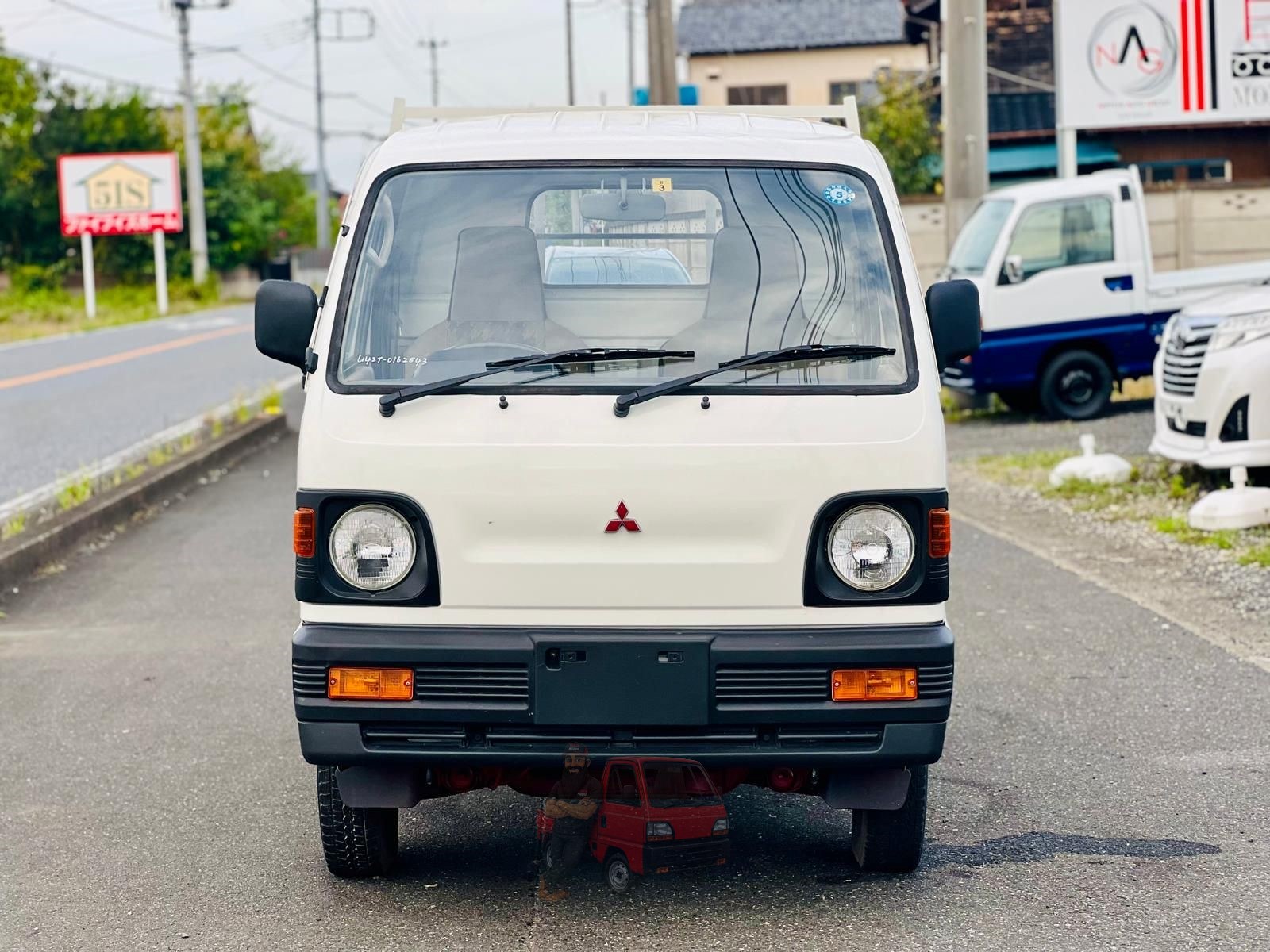 1993 Mitsubishi Minicab Dump Truck