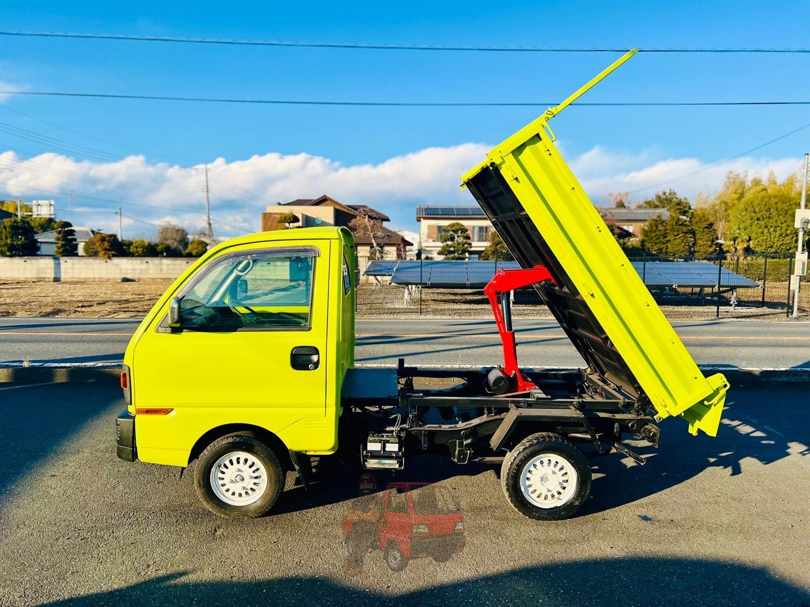 1992 Mitsubishi Dump Truck photo 10