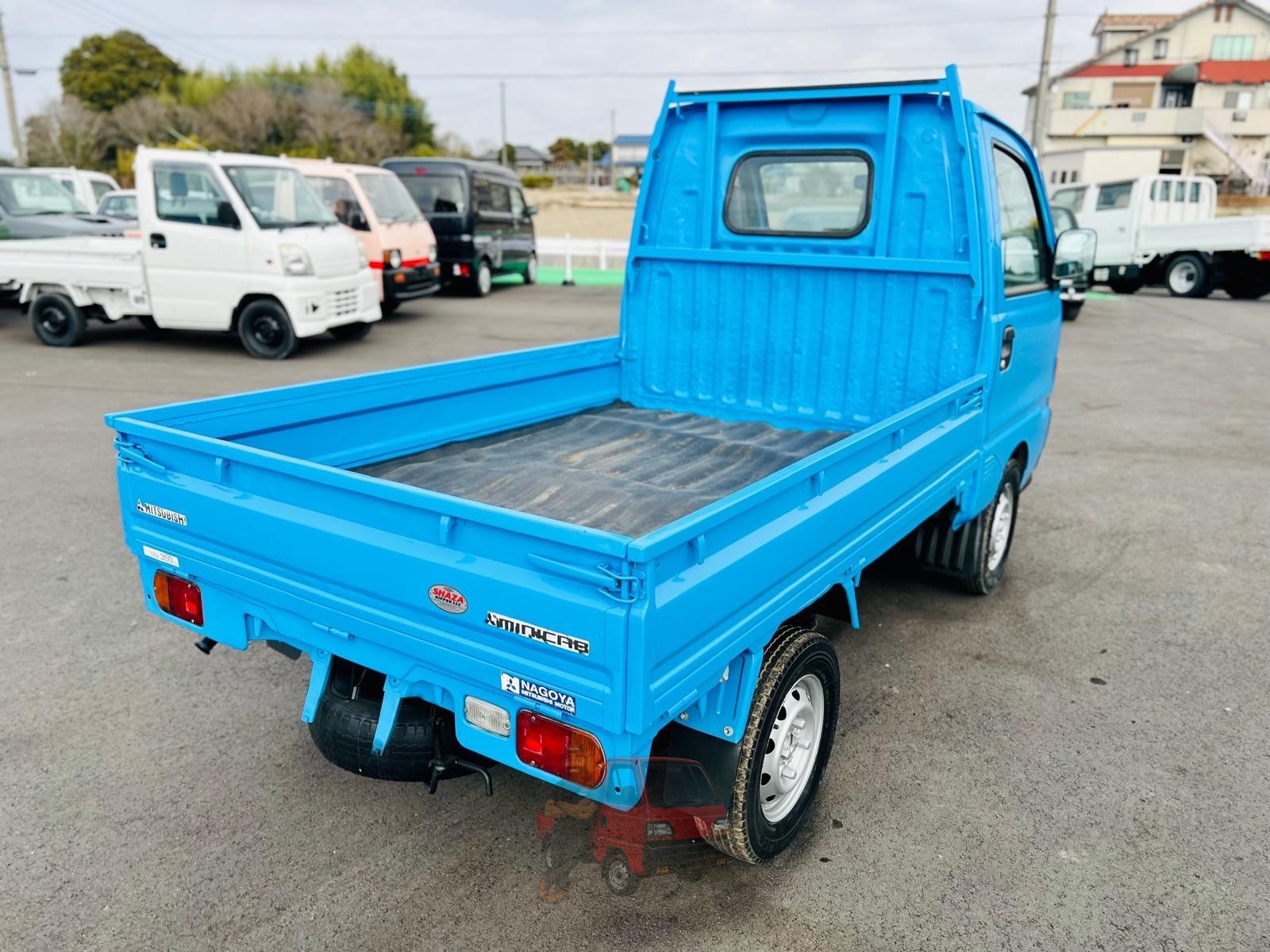 1998 Mitsubishi Minicab photo 4