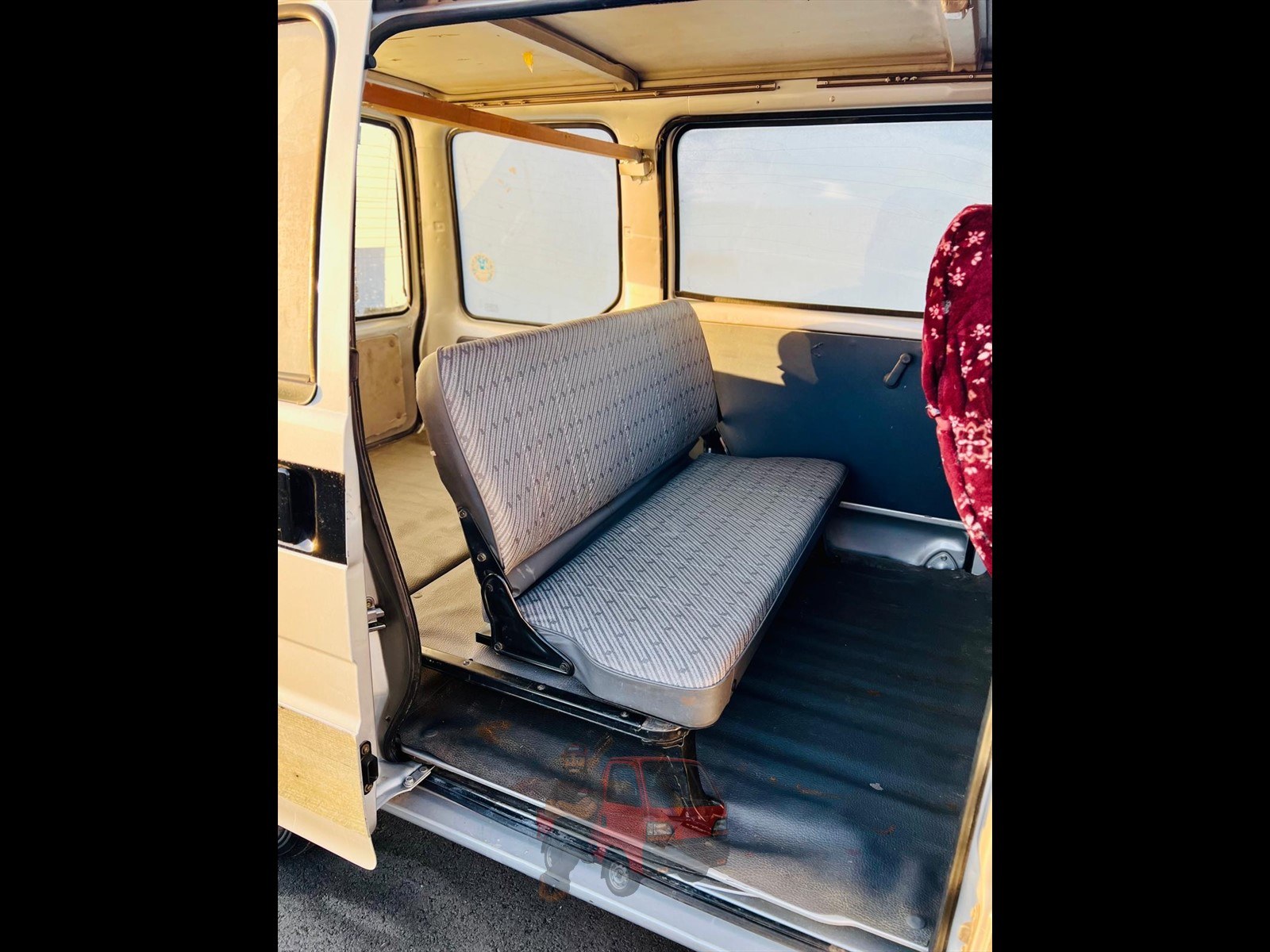 1991 Subaru Mini Van — high-resolution Shaza photography
