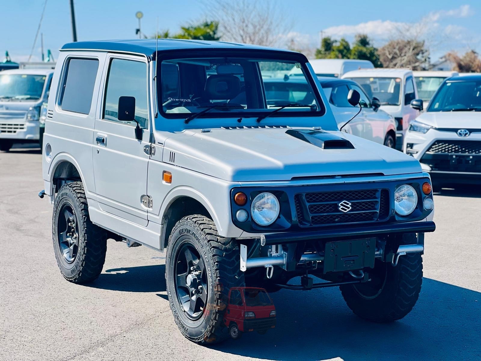 1998 Suzuki Jimny photo 3